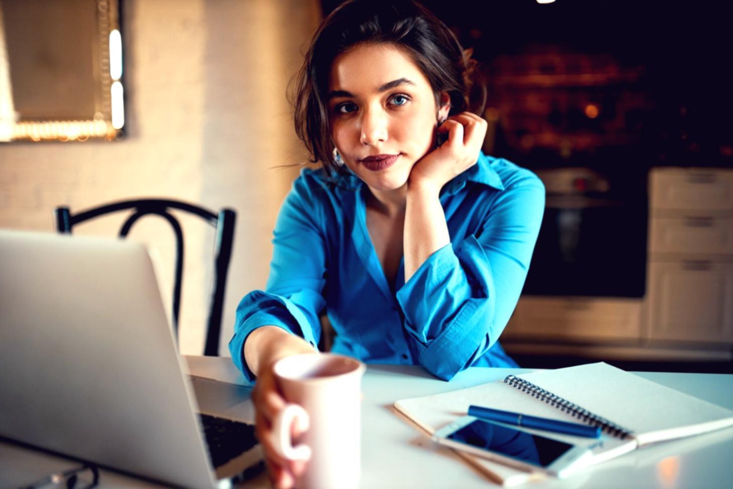 Students working on SEO optimization analysis